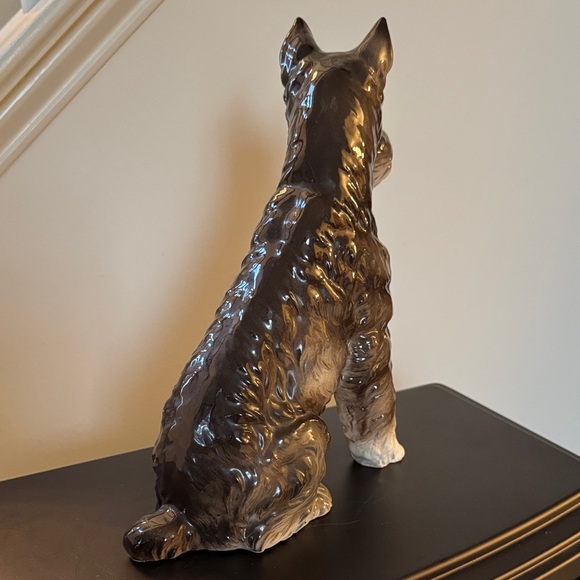 Vintage Shafford Japan Schnauzer figurine, titled “Snatty” (#137) - Picture 5 of 11